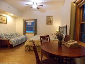 Abbey Archway Inn