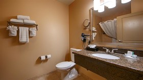 Best Western Plus Chena River Lodge