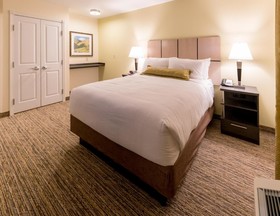 Candlewood Suites Fairbanks