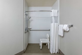 La Quinta Inn & Suites by Wyndham Fairbanks Airport