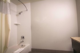 La Quinta Inn & Suites by Wyndham Fairbanks Airport