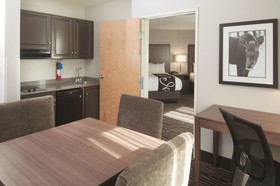 La Quinta Inn & Suites by Wyndham Fairbanks Airport