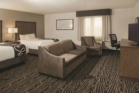 La Quinta Inn & Suites by Wyndham Fairbanks Airport