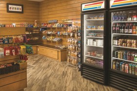 La Quinta Inn & Suites by Wyndham Fairbanks Airport