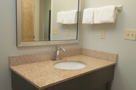 La Quinta Inn & Suites by Wyndham Fairbanks Airport