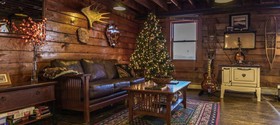 Mount Aurora Lodge