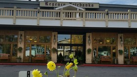 Clarion Hotel & Suites