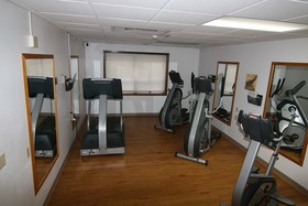 Clarion Hotel & Suites