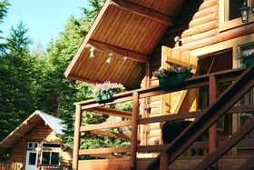 Alyeska Hideaway