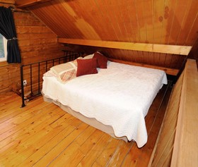 Alyeska Hideaway