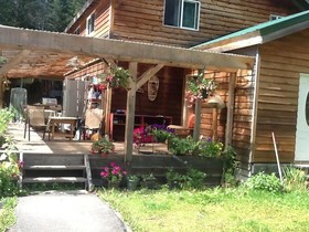 Wild Alaska Inn