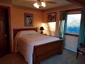 Denali Touch of Wilderness Bed and Breakfast Inn