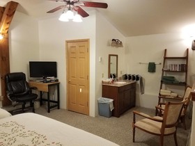 Denali Touch of Wilderness Bed and Breakfast Inn