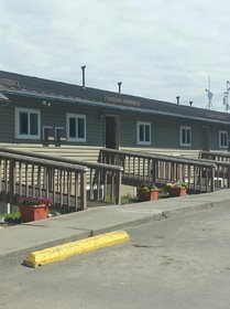 Beluga Lake Lodge
