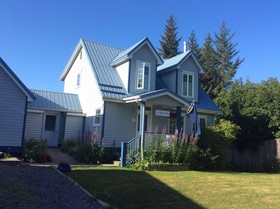 The Spyglass Inn B&B