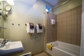 Silverbow Inn