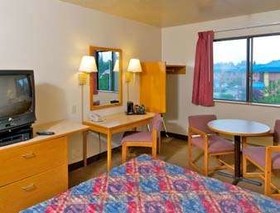 Super 8 by Wyndham Juneau