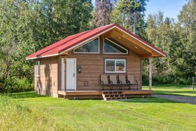 Alaska Backcountry Cottages