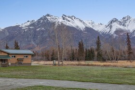 Alaska Backcountry Cottages