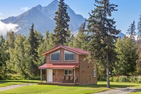 Alaska Backcountry Cottages
