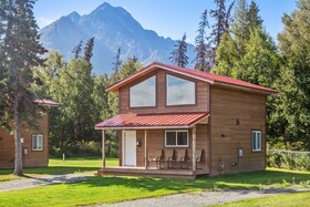 Alaska Backcountry Cottages