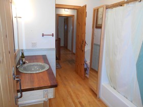 Chickadee Inn