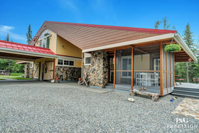 Glacier Suites