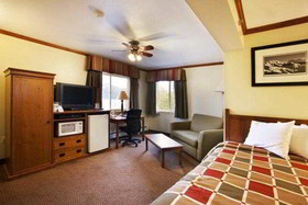 Edgewater Hotel