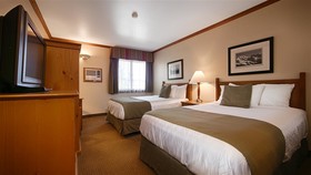 Edgewater Hotel