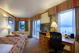 Edgewater Hotel
