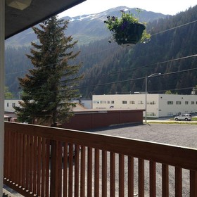 Fourth Avenue Lodging