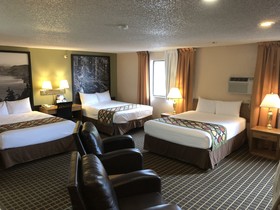 Baranof Lodge