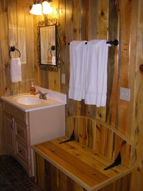 Cloudberry Cabin