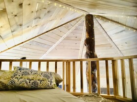 Cloudberry Cabin