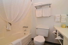 Best Western Valdez Harbor Inn