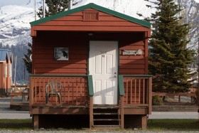 Totem Hotel & Suites