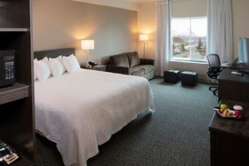 Totem Hotel & Suites