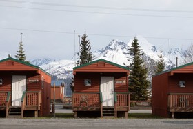 Totem Hotel & Suites