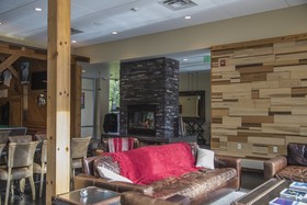 Tsaina Lodge