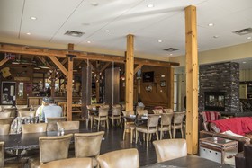 Tsaina Lodge