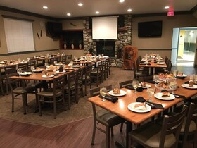 Grand View Inn & Suites
