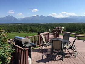 Pioneer Ridge B & B Inn