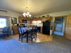 Pioneer Ridge B & B Inn