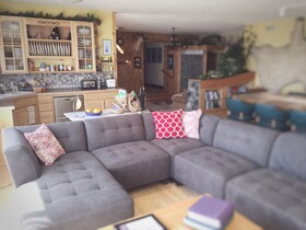 Pioneer Ridge B & B Inn