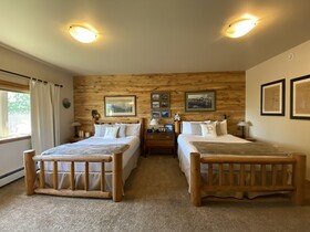 Pioneer Ridge B & B Inn