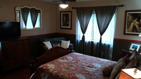 A Mooseberry Inn