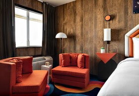 Americana Motor Hotel