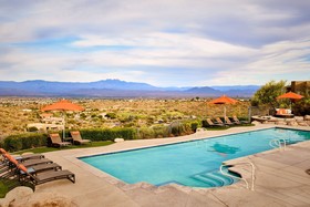 ADERO Scottsdale, Autograph Collection