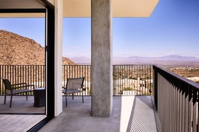ADERO Scottsdale, Autograph Collection