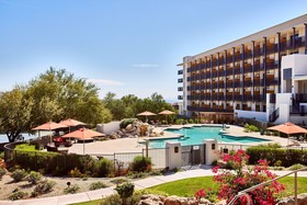 ADERO Scottsdale, Autograph Collection